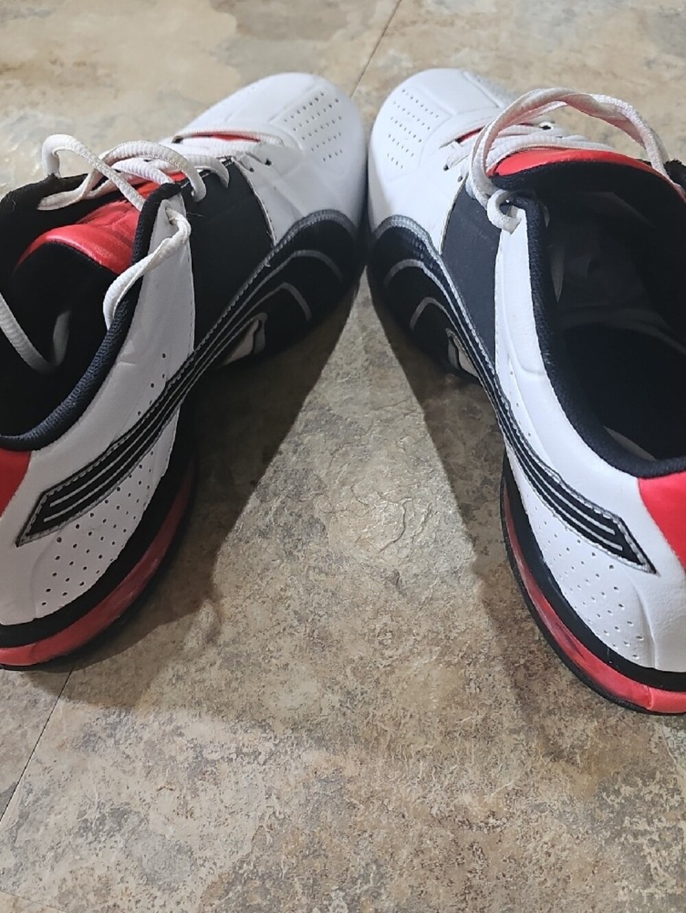 Puma Men’s White Black Red Athletic Shoes - Picture 9 of 10
